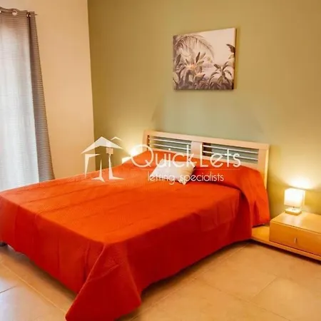 Casa vacanze House In Front Of The Sea, Close St Julian Sliema